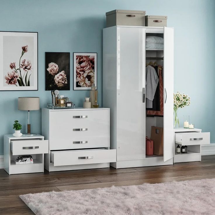 Alina Wardrobe – Modern Sliding Door Wardrobe with Mirror