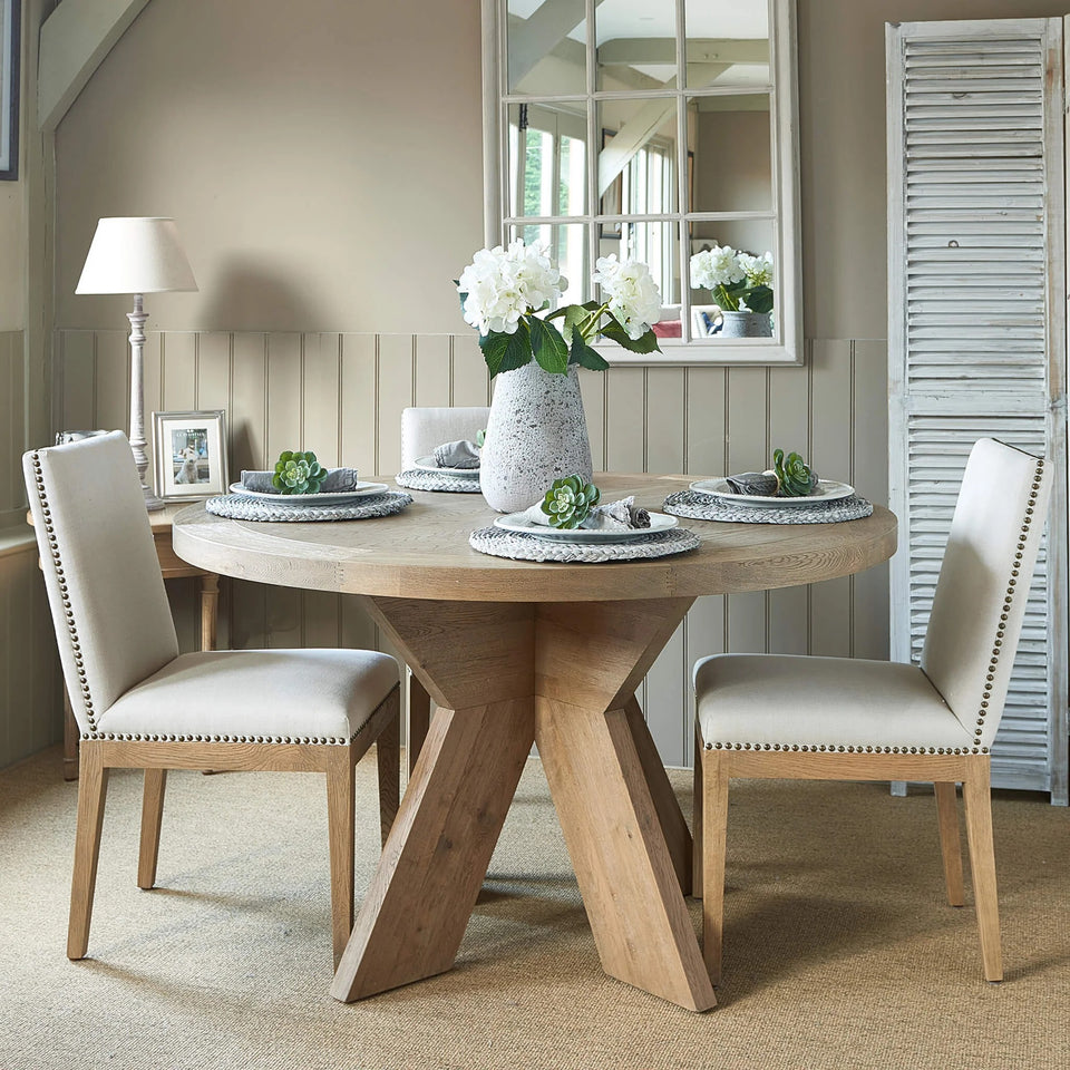 Round Type Dinning Table